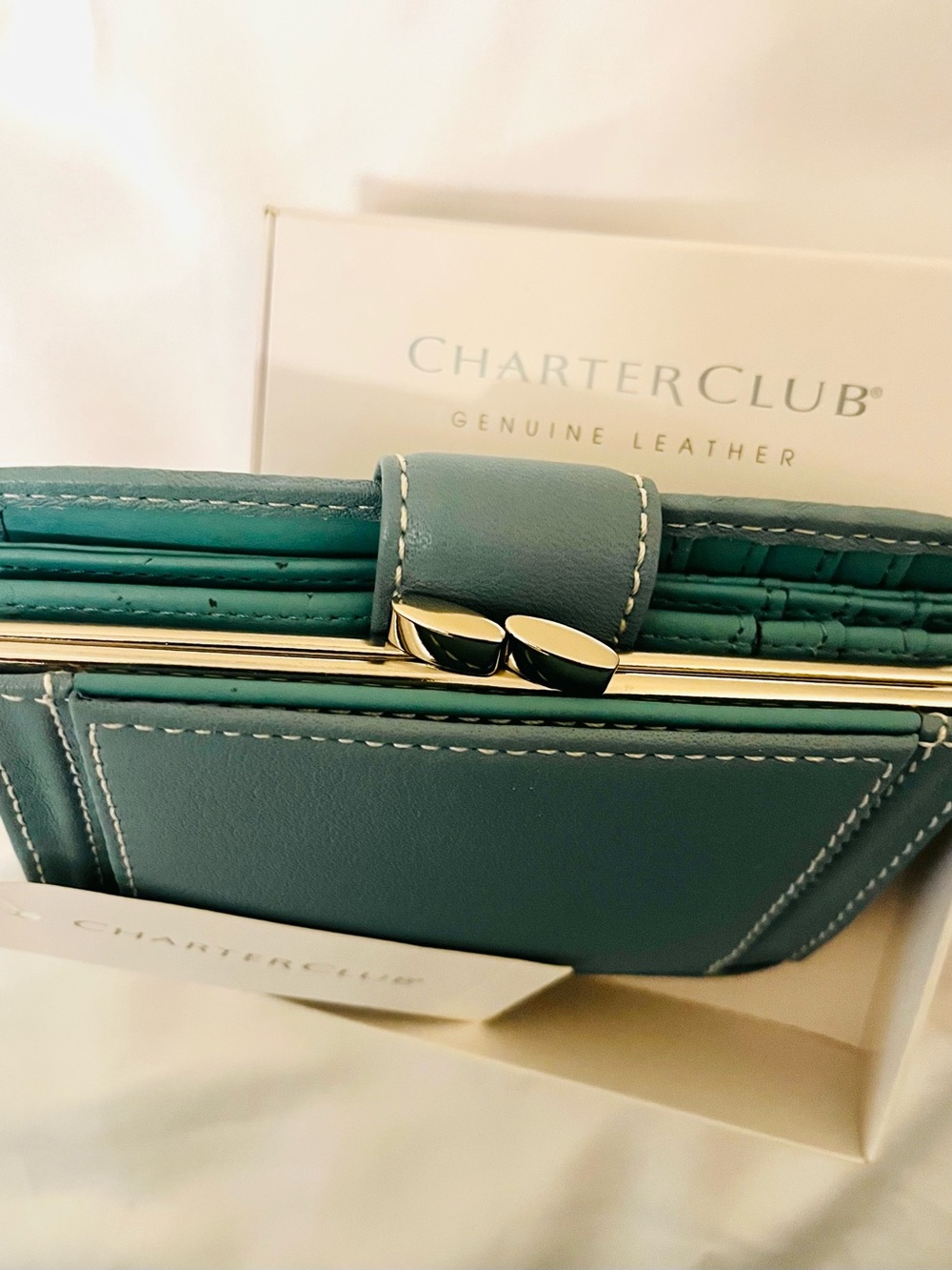 Charter Club Teal-Green Genuine Leather Wallet with Kiss Lock Gold Trim - Picture 3 of 8